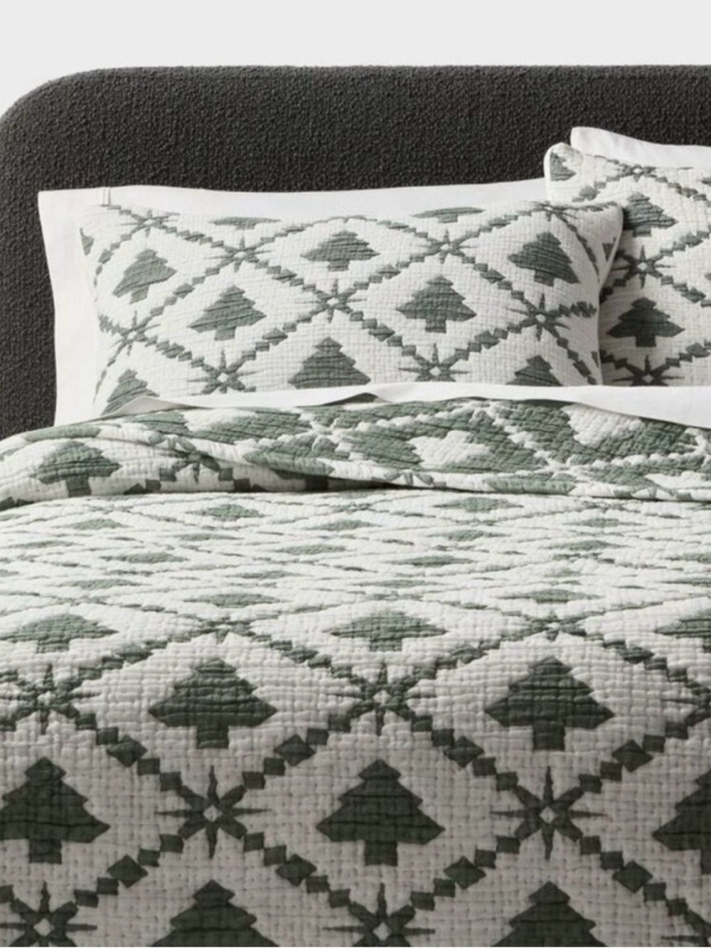 Threshold Green Holiday Tree Print Matelasse Quilt & Shams 3 Pcs Set - KING